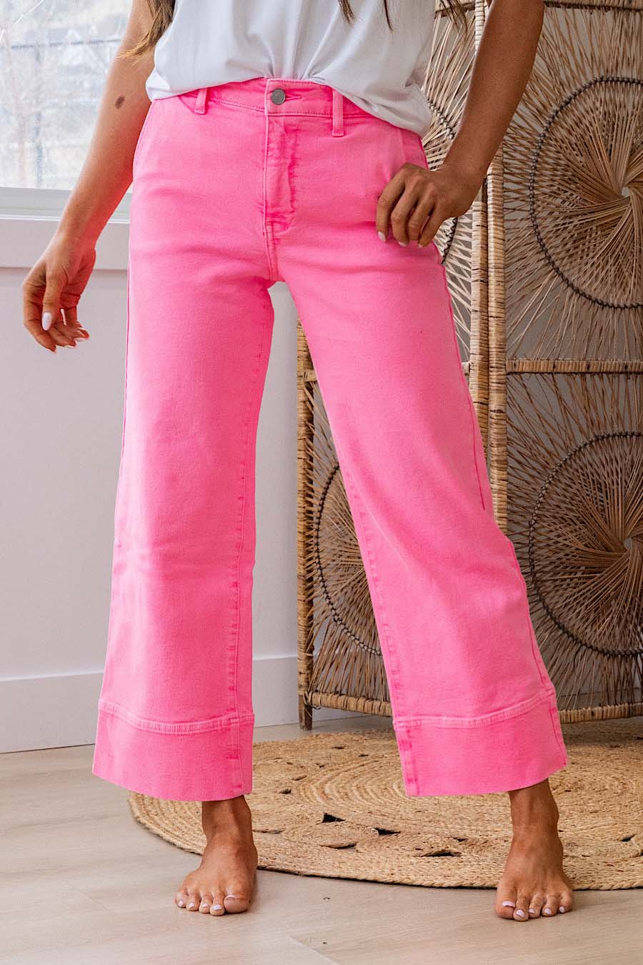 Wide Leg Jeans - Neon Pink